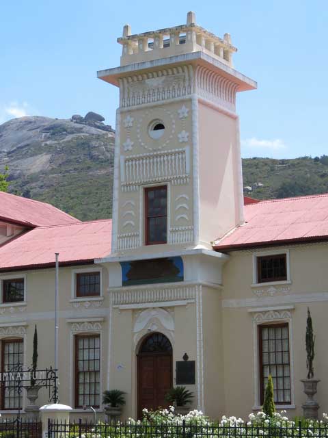 Historic walk through Paarl